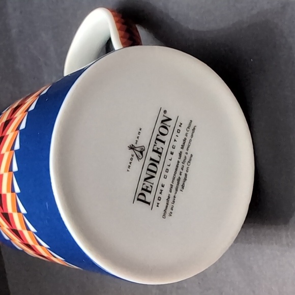 Pendleton Home Collection Suwannee Striped Pattern Native American Design Mug. - Picture 6 of 8